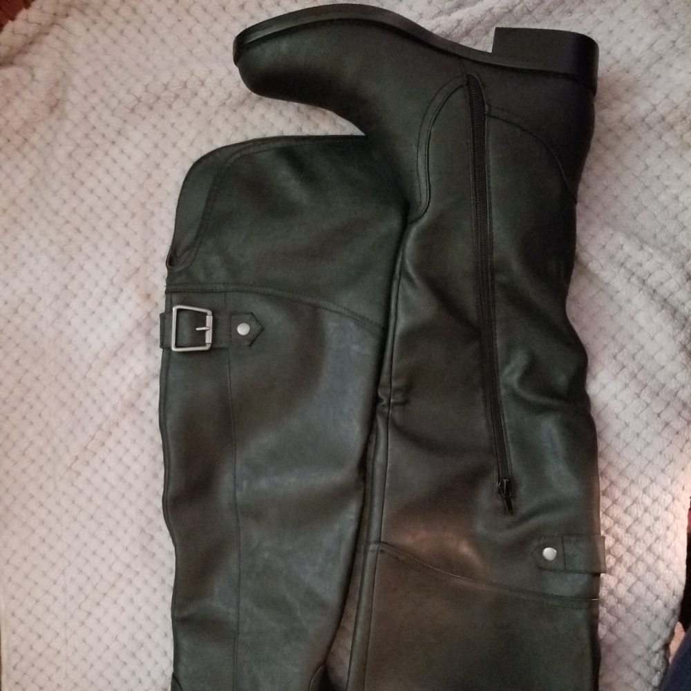 Womens shoes